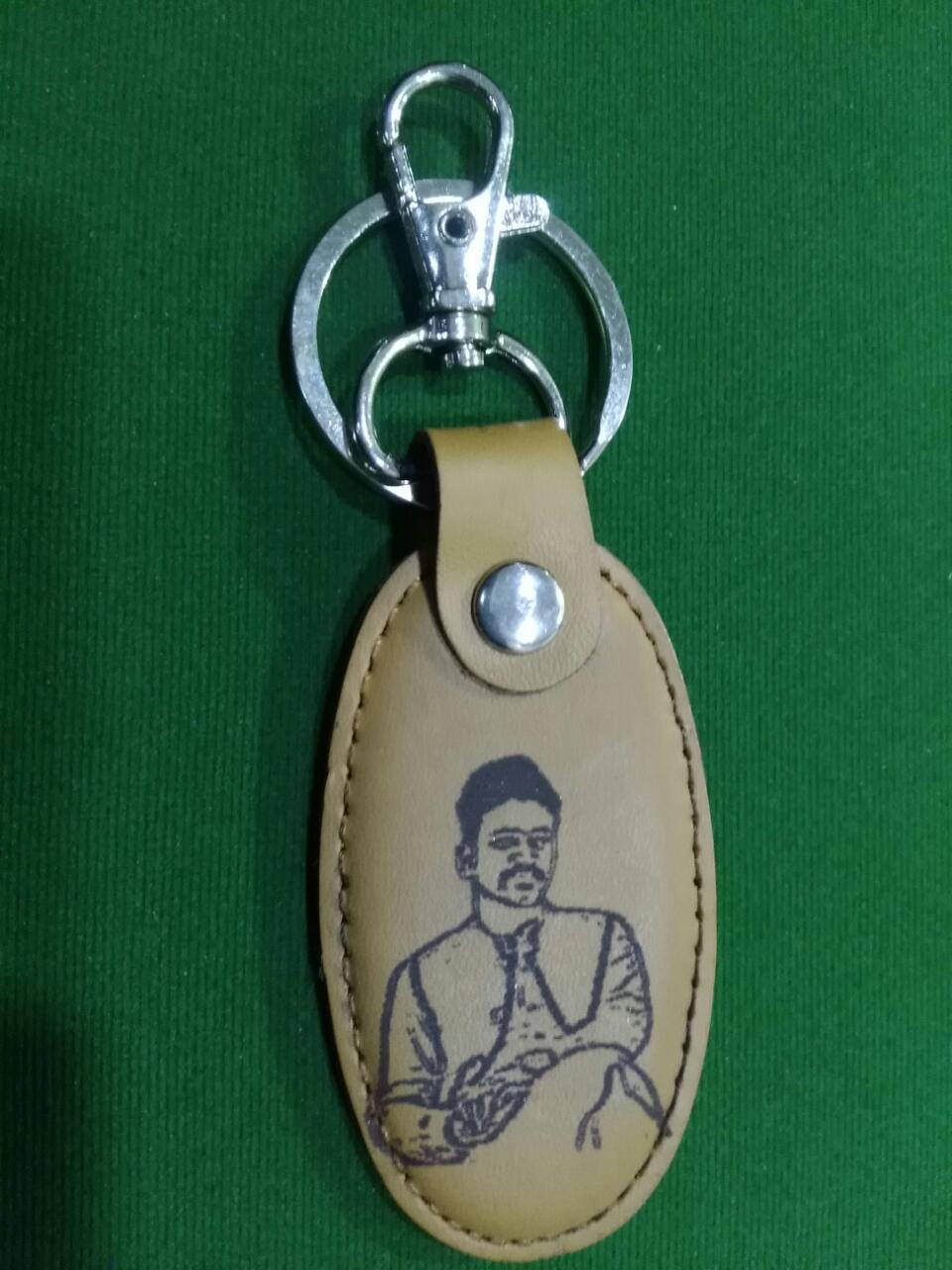 Personalized Leather Keychain - In Camel color