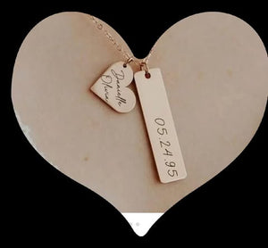 Customiseable Heart And Bar Engraved Nacklace - Gold