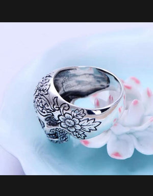 Skulls Design Finger Ring For Men Stainless Steel: Single Piece Bikers Choice