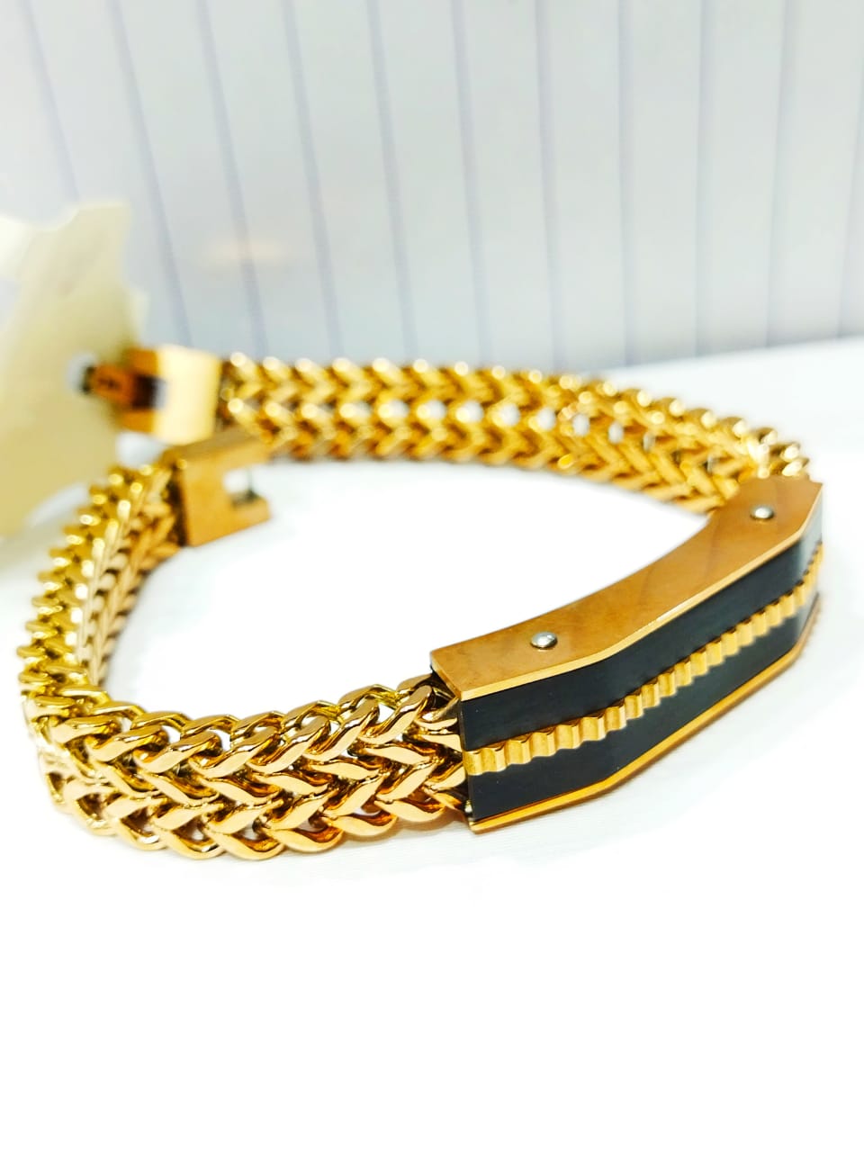 High-Quality Metallic Bracelets In Gold, Silver And Black Colors For Men