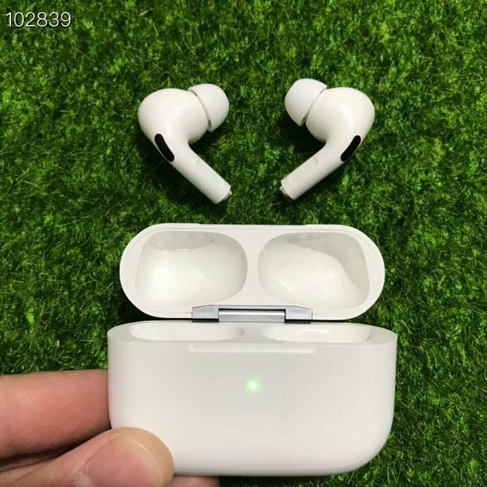 Customiseable White Air Pods Pro