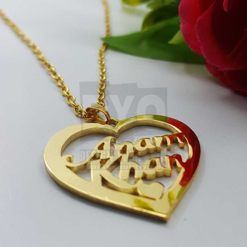 Personalized Name Necklace - Single Heart