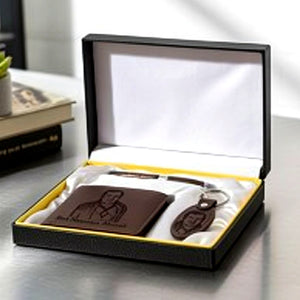 Personalized Leather Gift Box for Men – Custom Wallet, Pen & Keychain | Gift Pakistan