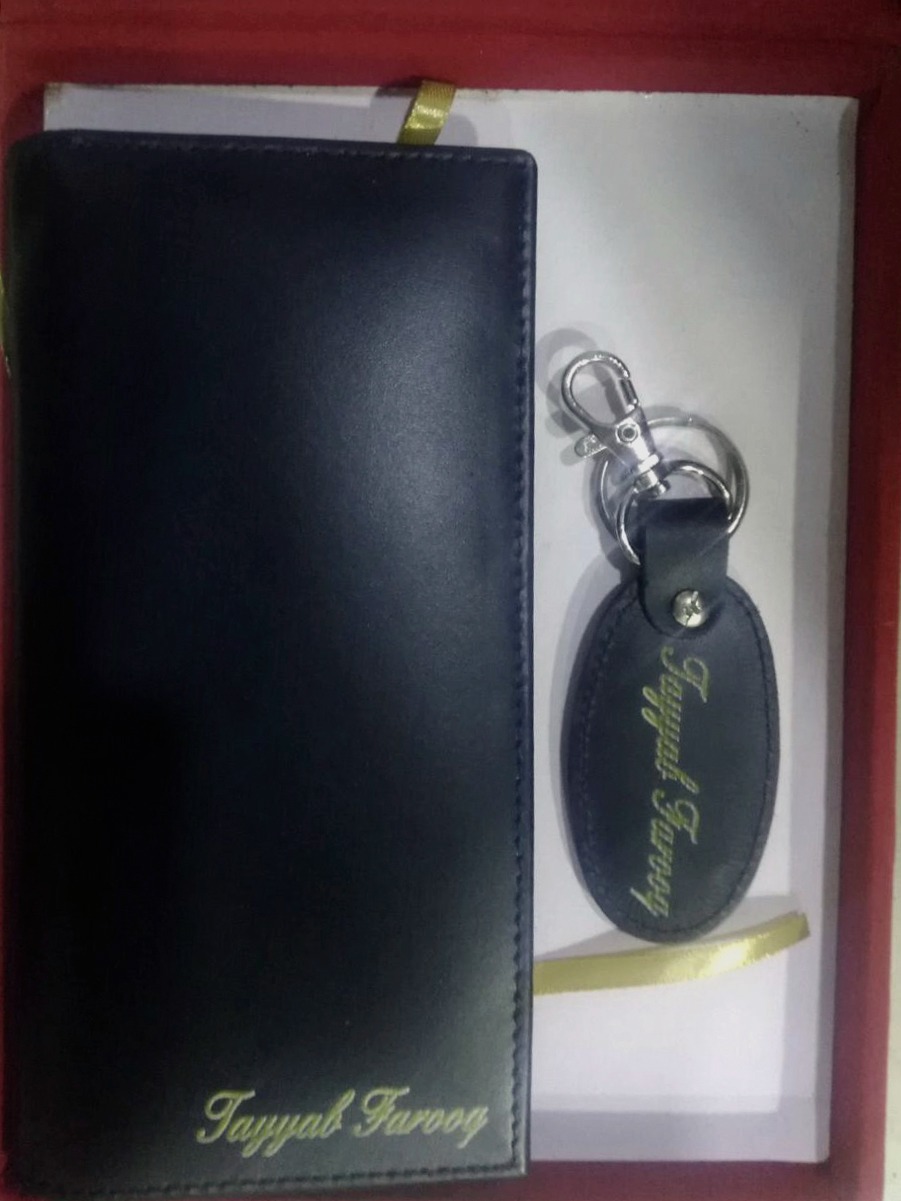 Buy online Lv Gift Pack With Thermos Wallet Keychain In Pakistan