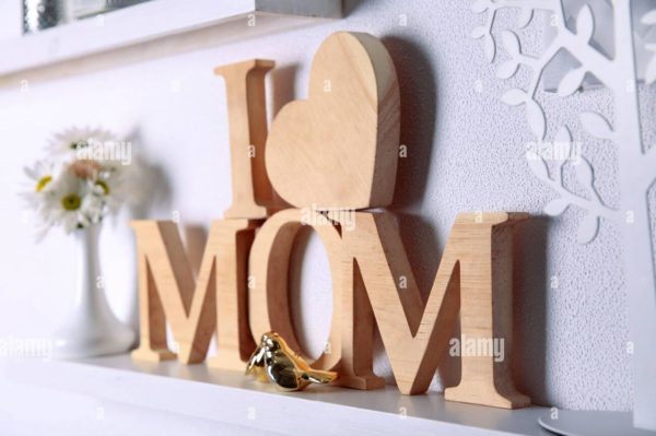 I Love MOM Customized Solid Wood Engraved Wooden Frame
