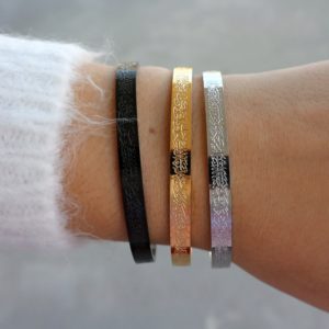 Customiseable Good Quality Bar Bracelet - Gold