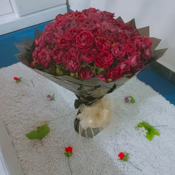 Design Your Own Red Rose Bouquet